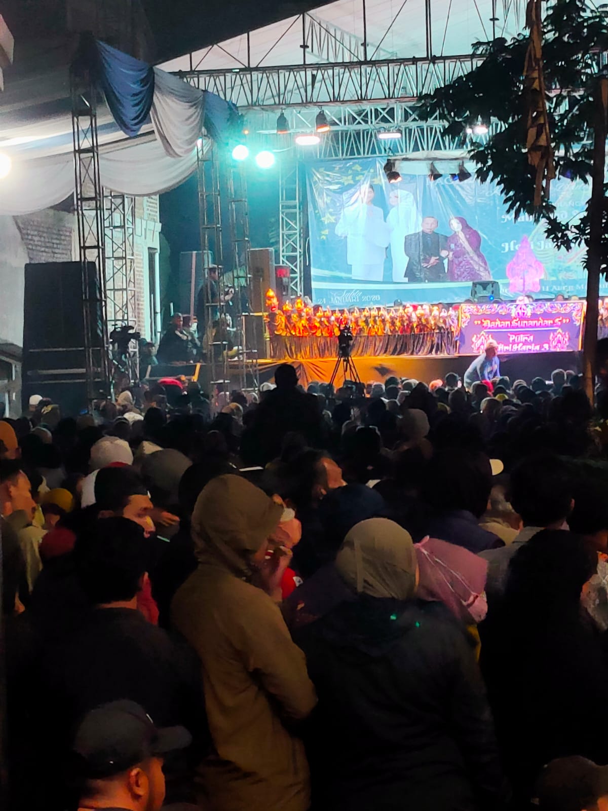 ​Merawat Akar Budaya di Era Digital: Harmoni Wayang Golek dalam Resepsi “Unduh Mantu” di Batujajar