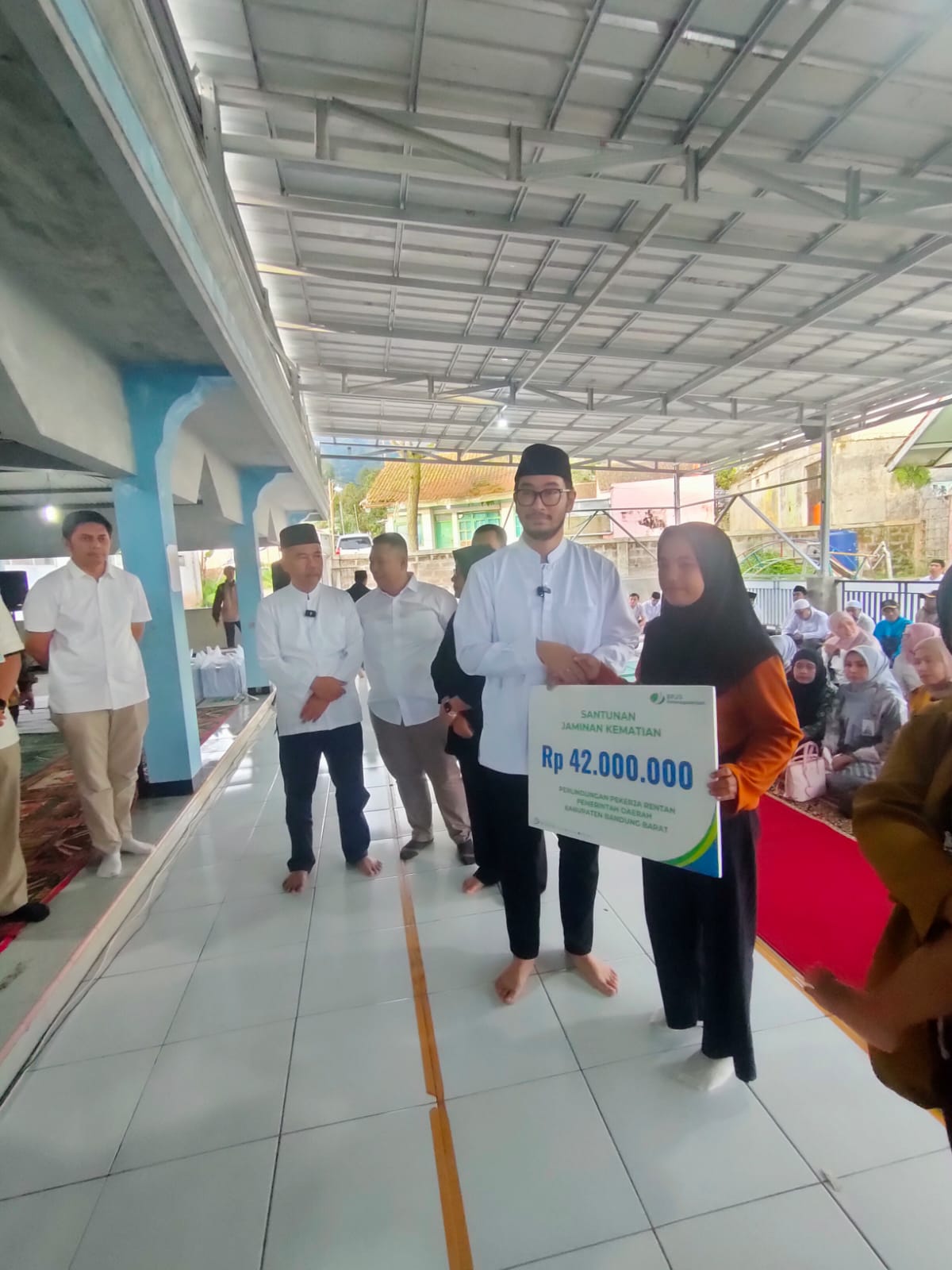 Menguatkan Warga Pascabencana, Safari Ramadan Bupati Jeje Dimulai dari Pasirlangu