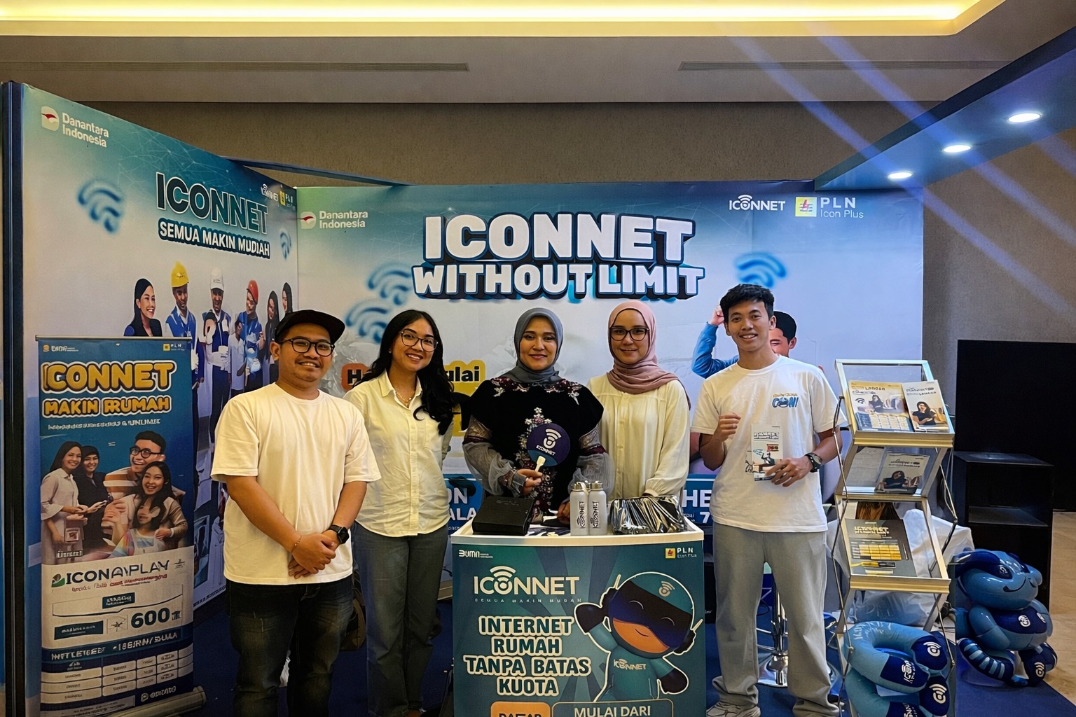 PLN Icon Plus Tawarkan Internet Gratis Enam Bulan di Silaturunway Vol.3