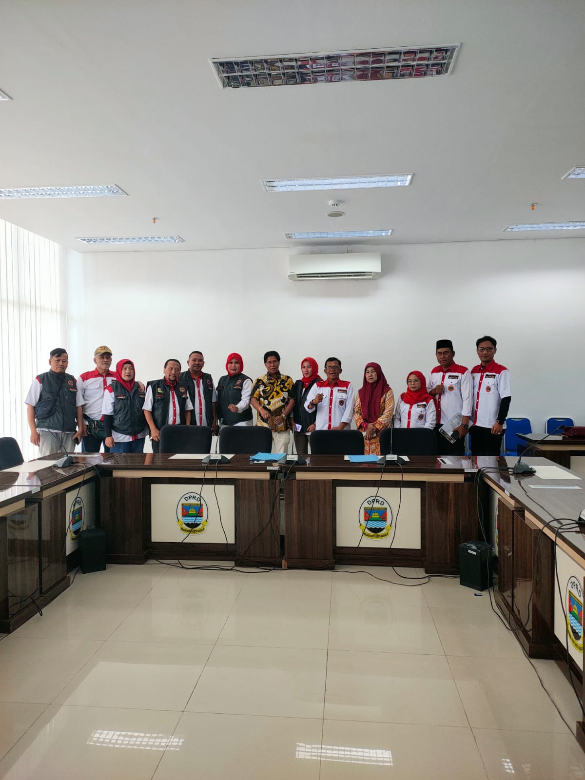 Organisasi Masyarakat Sampaikan Aspirasi di DPRD KBB, Dorong Transparansi dan Klarifikasi.