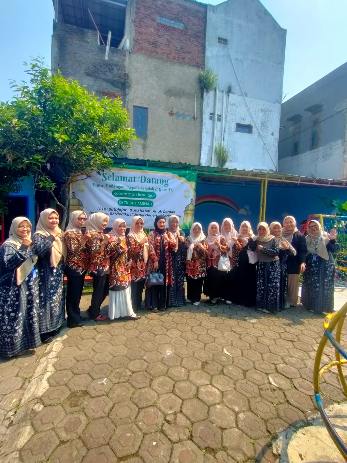 Apresiasi Camat Batujajar untuk Guru TK: Mendidik Karakter dengan Kesabaran Ekstra