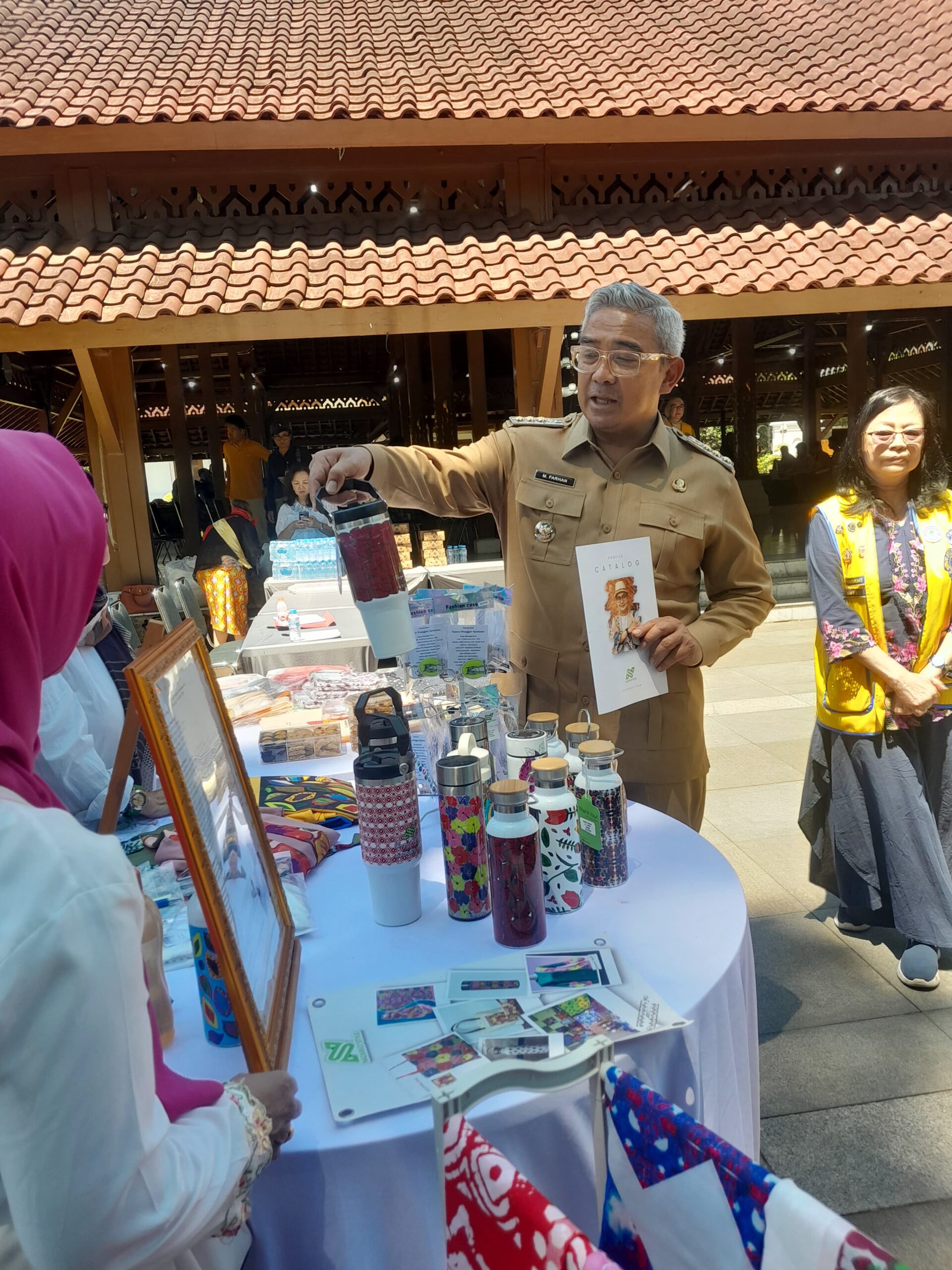 Ketika Panggung Dibuka Oleh Walikota Farhan Tentang Membaca Ulang Autisme, Seni, dan Ketahanan Keluarga di Bandung