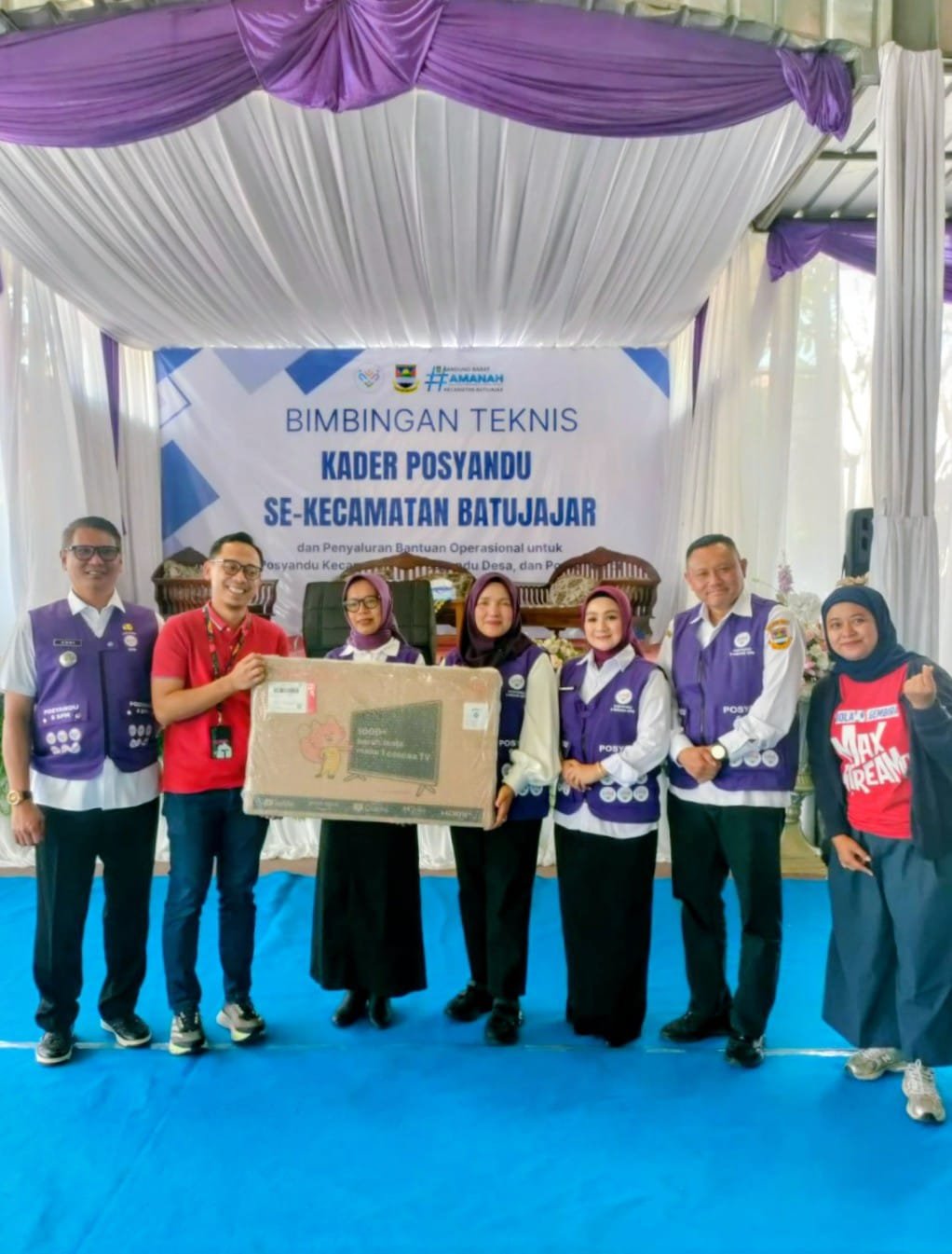 Bantuan Operasional dan Bimtek Perkuat Peran Posyandu Batujajar dalam Meningkatkan Kesehatan Warga