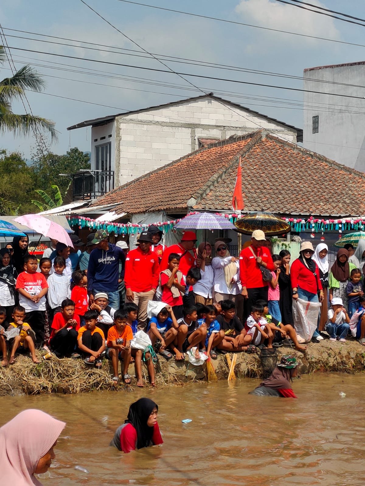 Desa Budiharja Hidupkan Tradisi Ngagogo dalam Perayaan HUT Ke-81 RI