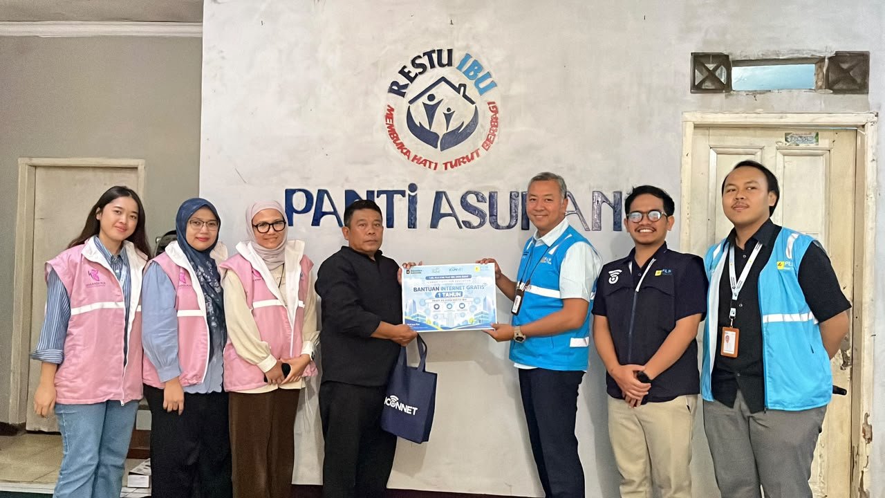 PLN Icon Plus Perluas Akses Digital untuk Pendidikan Anak Panti Asuhan Restu Ibu